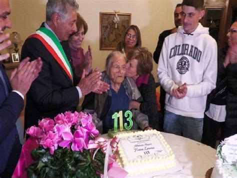 Il Record Nonna Laura Lucia Spegne Candeline Lei La Donna Pi