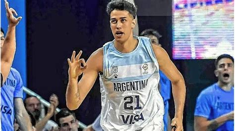 Juan Fernández se retiró del Draft 2023 de la NBA