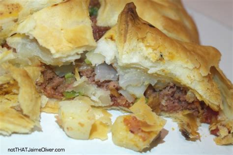 Simple Corned Beef And Potato Pie Recipe | Deporecipe.co