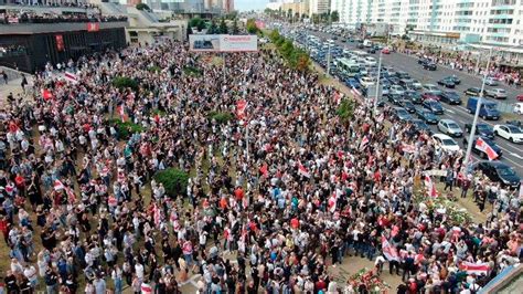 Multitudinarias Protestas En Bielorrusia Exigen Nuevas Elecciones