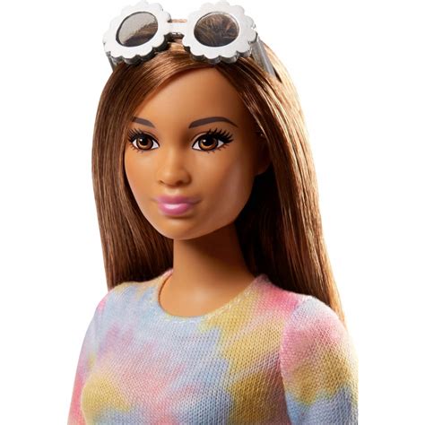 Muñeca Barbie Fashionistas To Tie Dye For Curvy FJF42 BarbiePedia