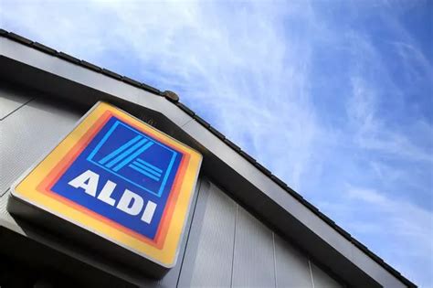 Aldi Plans Record Million Store Investment Business Insider