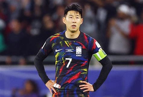 Son Heung min xô xát với đồng đội khi Hàn Quốc bị loại khỏi Asian Cup