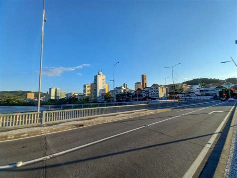 Sol E Calor Intenso Marcam O Feriad O Em Blumenau Veja M Ximas Previstas