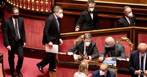 Crisi Di Governo Al Senato La Giornata Delle Mille Incognite E L