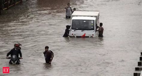 Delhi Rains Rains Continue To Lash Delhi Ncr More Showers Predicted