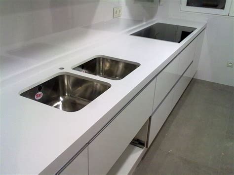 Foto Encimera De Silestone Blanco Zeus De Mármoles Y Granitos Antonio