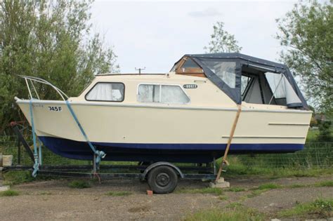 20 Foot Cabin Cruiser for sale from United Kingdom