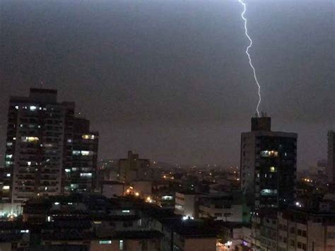 Inpe Emite Alerta Para Risco De Tempestade Raios E Ventos Fortes Em