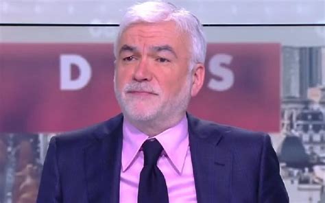 Vidéo : Pascal Praud absent de L'heure des pros après les polémiques ...