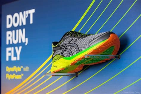 ASICS DynaFlyte Campaign By Green Room Design Retail Design Blog