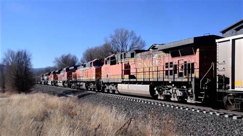 BNSF 8534 Leads A NB Mega Empty Coal Rain With A Horn Salute Exectuive