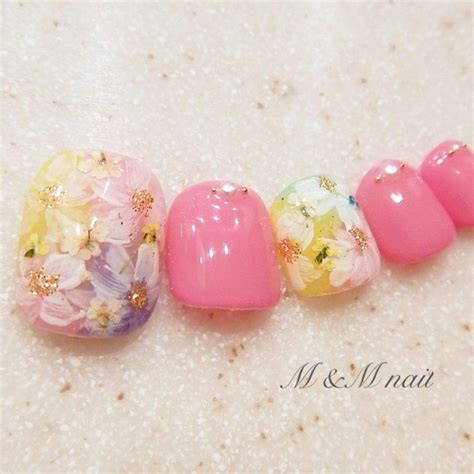 春 夏 オールシーズン フット フラワー mandmnailのネイルデザイン No 4027011 ネイルブック Cute Nail