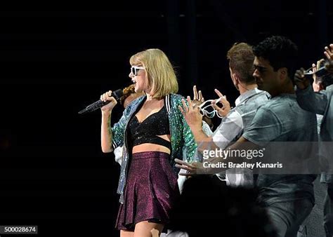 Taylor Swift 1989 World Tour Brisbane Photos And Premium High Res Pictures Getty Images