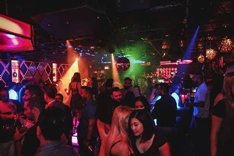 Best Nightclubs In Montreal For Your Bachelor Party Night Club Nightclub Aesthetic Montreal