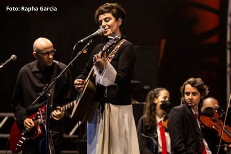 Pato Fu E Orquestra Ouro Preto Se Apresentam De Gra A No Centro De