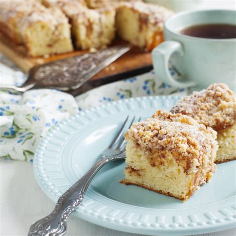 Cinnamon Crumble Coffee Cake