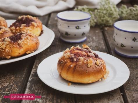 Hanácke koláče s tvarohom a lekvárom Sisters Bakery