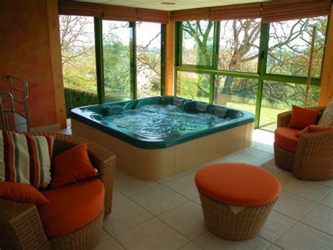 Installer Un Spa Dans Une V Randa Guide Piscine Fr Spa Interieur