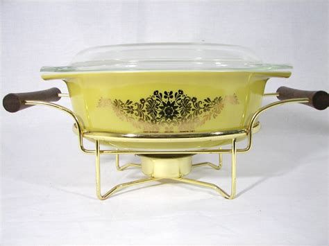 Vintage Pyrex Oval Baking Dish with Lid and Warmer