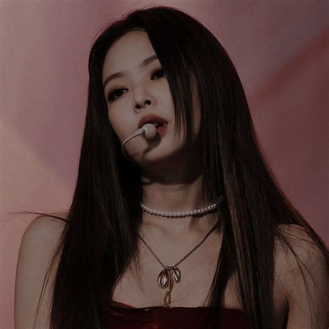 𝐁𝐋𝐀𝐂𝐊𝐏𝐈𝐍𝐊 — 제니 𝘱𝘪𝘯𝘵𝘦𝘳𝘦𝘴𝘵 ↷﹫𝘦𝘤𝘭𝘢𝘪𝘳𝘦𝘷𝘦 Blackpink Black Aesthetic