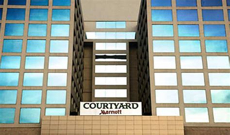 Marriott Courtyard Hotel Chennai - Indian Holiday