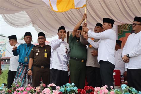 Wabup Rohul Lepas Giat Pawai Ta Ruf MTQ XXIV Tingkat Rohul Tahun 2024