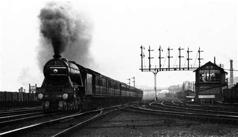 Glc Lner A Down Express Wood Green John Law Flickr