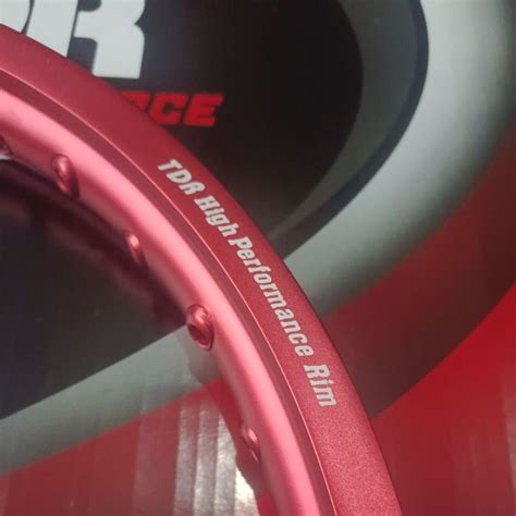 Jual VELG TDR W SHAPE KOTAK 160 RING 17 RED SILVER BLUE Shopee Indonesia