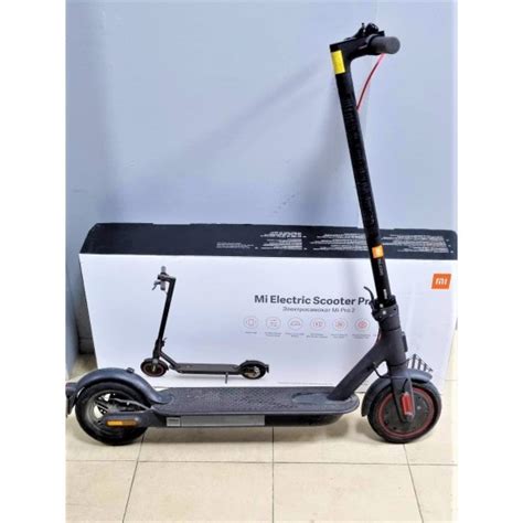 Hulajnoga Mi Electric Scooter Pro Lombard