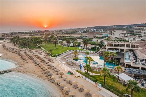 Au Enansicht Atlantica Mare Village Ayia Napa Agia Napa Ayia Napa