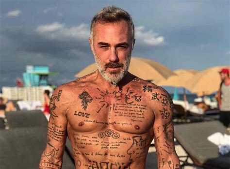 Espectacular Así luce Gianluca Vacchi a sus 54 años de edad Miami