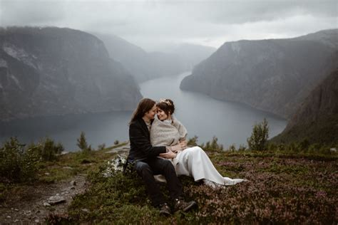 Fairy Tale Norway Elopement Despite A Pandemic | Junebug Weddings