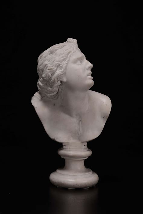 Busto Neoclassico In Marmo Bianco Di Carrara Raffigurante Lucrezia