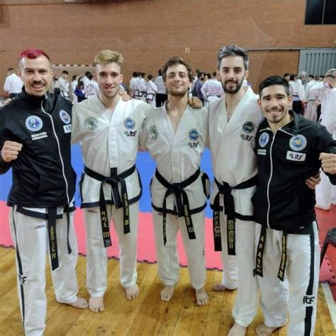 Excelente desempeño de los taekwondistas en el torneo argentino de la