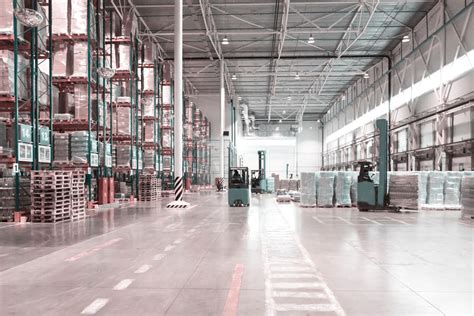 A Comprehensive Guide To Choosing The Right Public Warehousing Provider