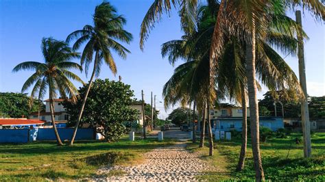 7 Best Havana Cuba Beaches: A Local's Guide [2024]