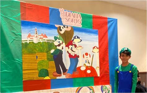 Diana Sorto Dance Studio presentó el Super Mario Artventure