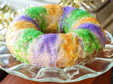 The Best King Cakes in New Orleans for Mardi Gras - Eater New Orleans