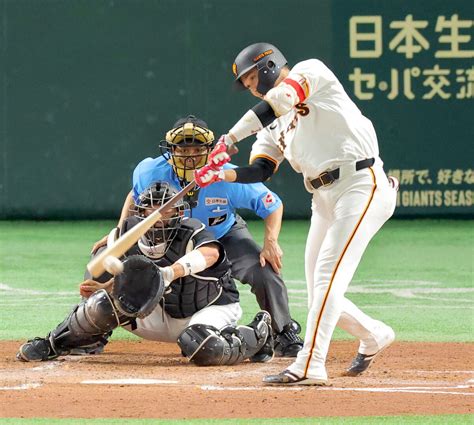 【巨人記録室】プロ野球初の1イニング12単打！9者連続安打はセ最多タイ 記録ラッシュの3回猛攻 ライブドアニュース