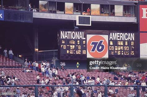 Candlestick Park Earthquake Photos and Premium High Res Pictures ...