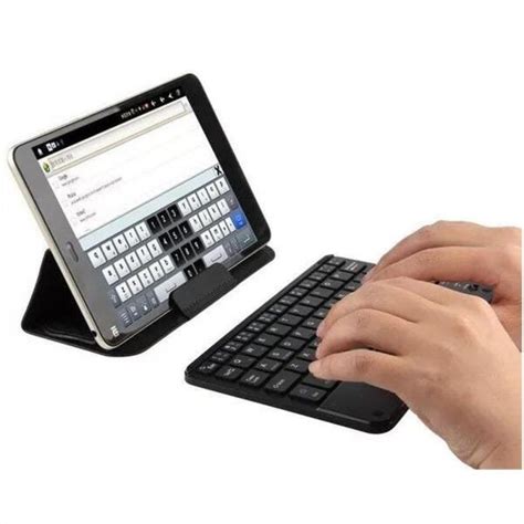 Teclado Sem Fio Para Tablet - Mini Teclado Sem Fio com Bluetooth para Tablet - Preto | MadeiraMadeira