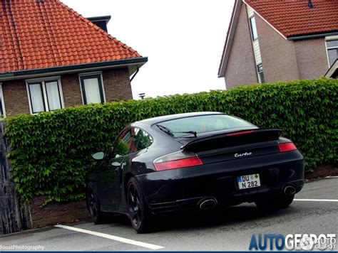 Porsche 996 Turbo 05 June 2011 Autogespot