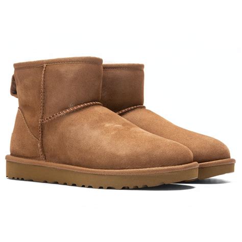 UGG Women's Classic Mini II Boot - Chestnut – Feature