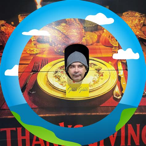 Lily - talking to everyone for the new year —-> https://beacons.ai/lily