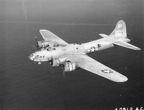 B 17 Flying Fortress Wallpaper 73 Images