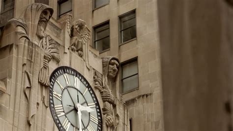 The Art Deco style of the Chicago Board of Trade Building shown ...