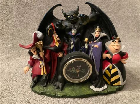 Disney Villains Figurines Mantle Desk Clock Maleficent Evil Queen Hook