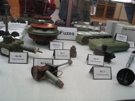 SP 776 Design For Demining Spring 2005 Image Gallery Fuzes