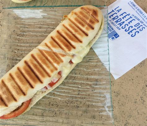 Menu au La Guinguette au bord de l'eau restaurant, Trans-en-Provence